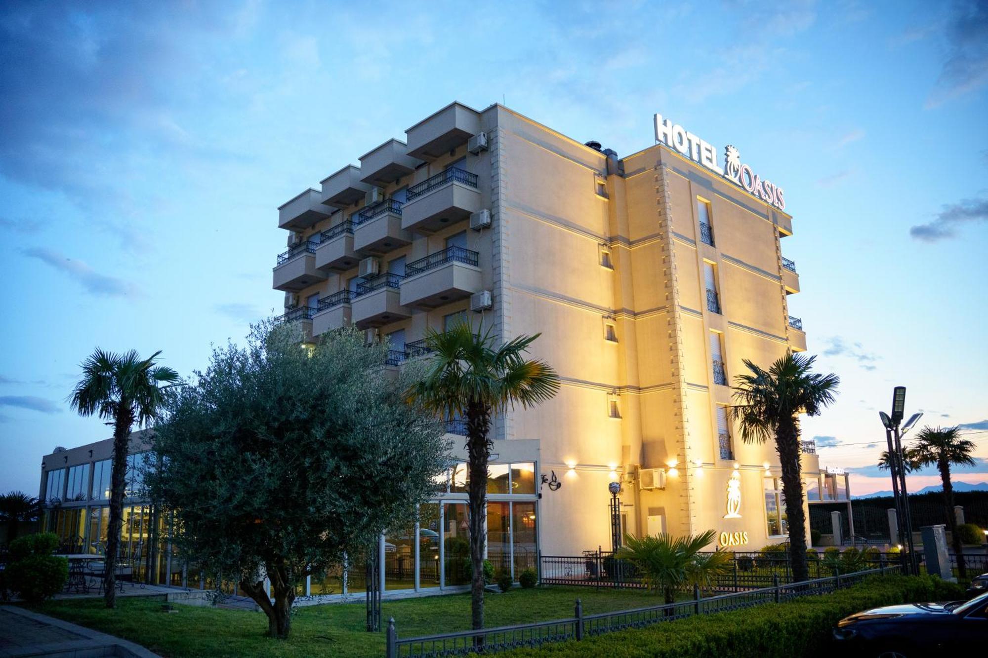 Hotel Oasis Подгорица Экстерьер фото