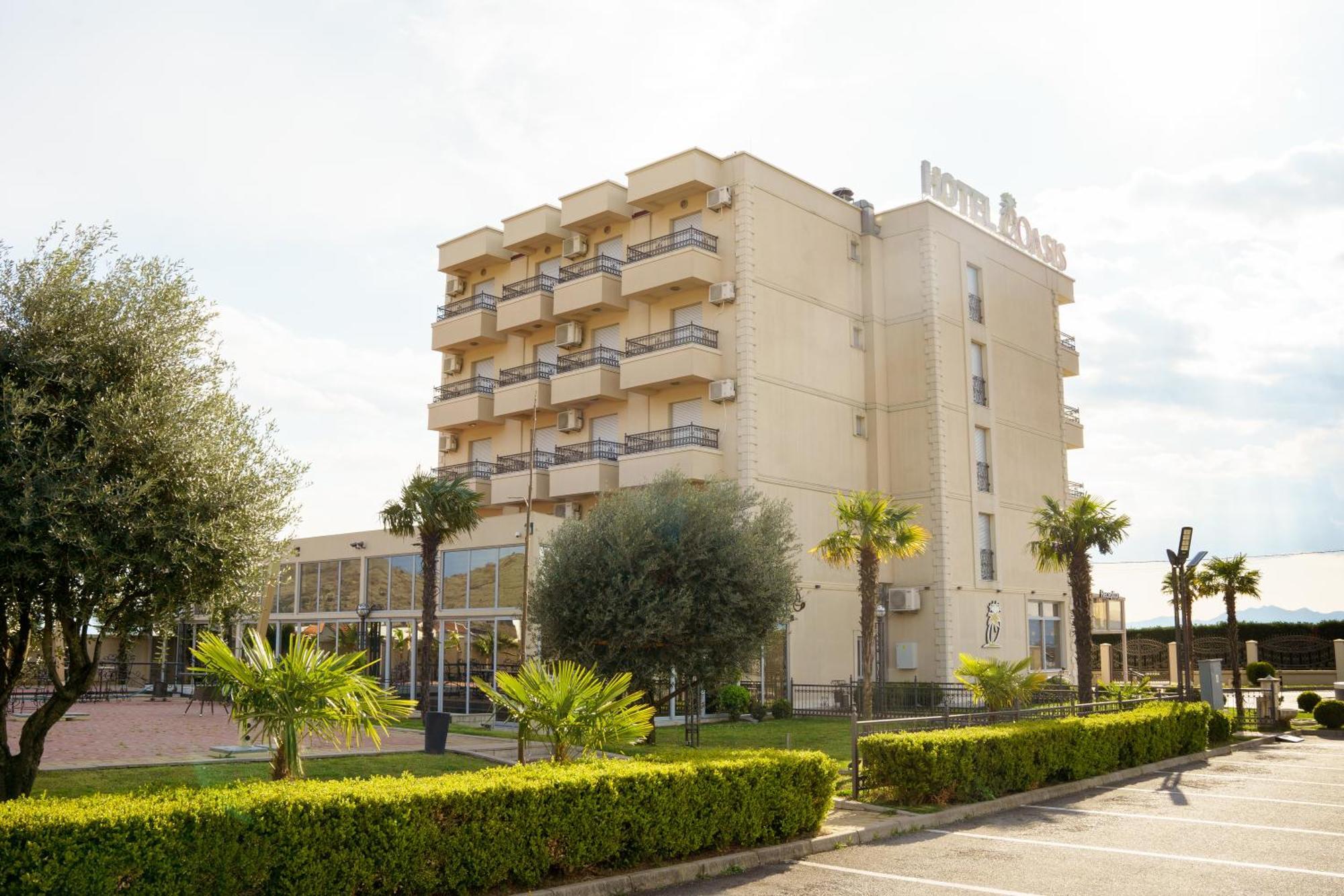 Hotel Oasis Подгорица Экстерьер фото