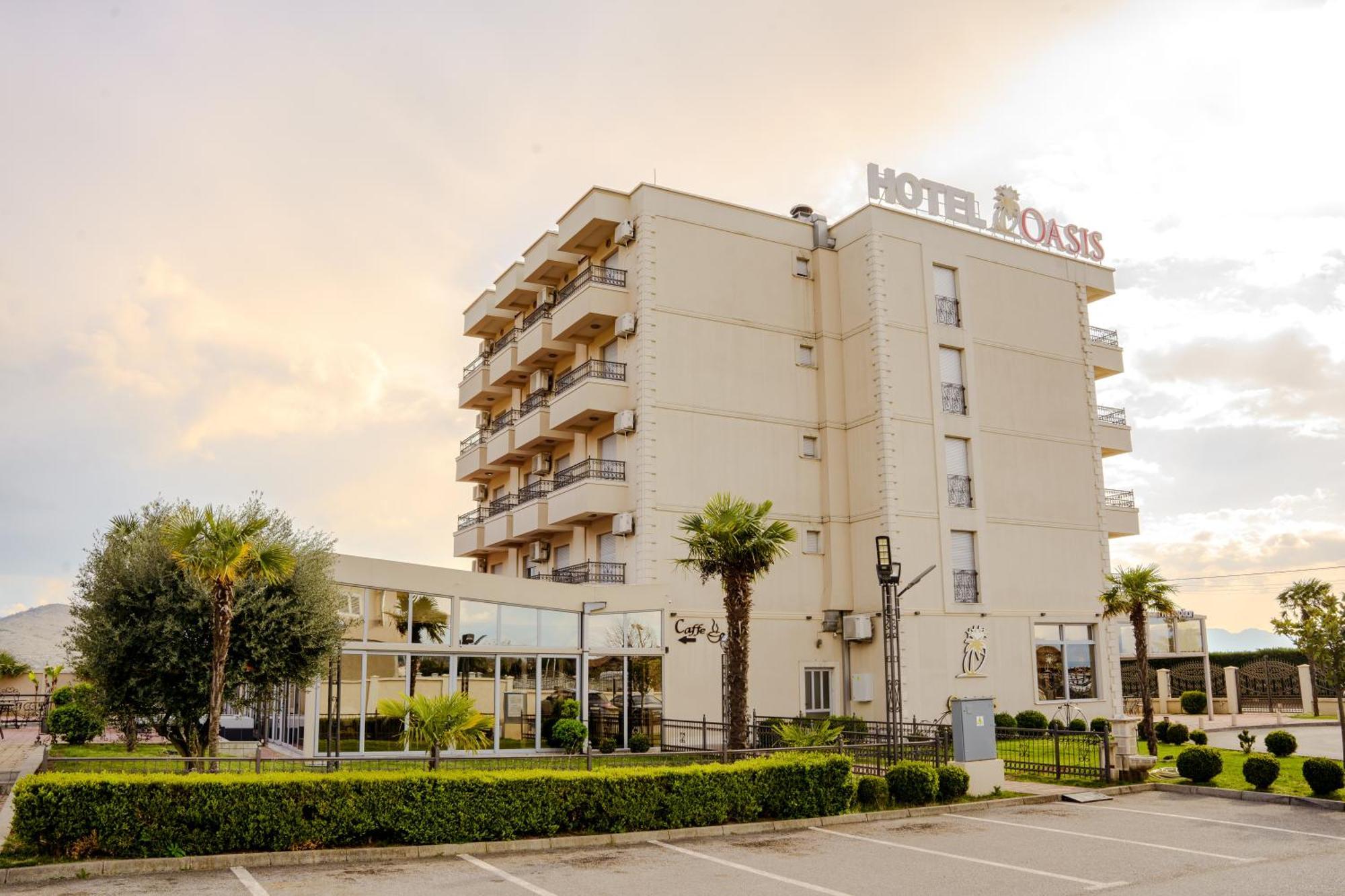 Hotel Oasis Подгорица Экстерьер фото