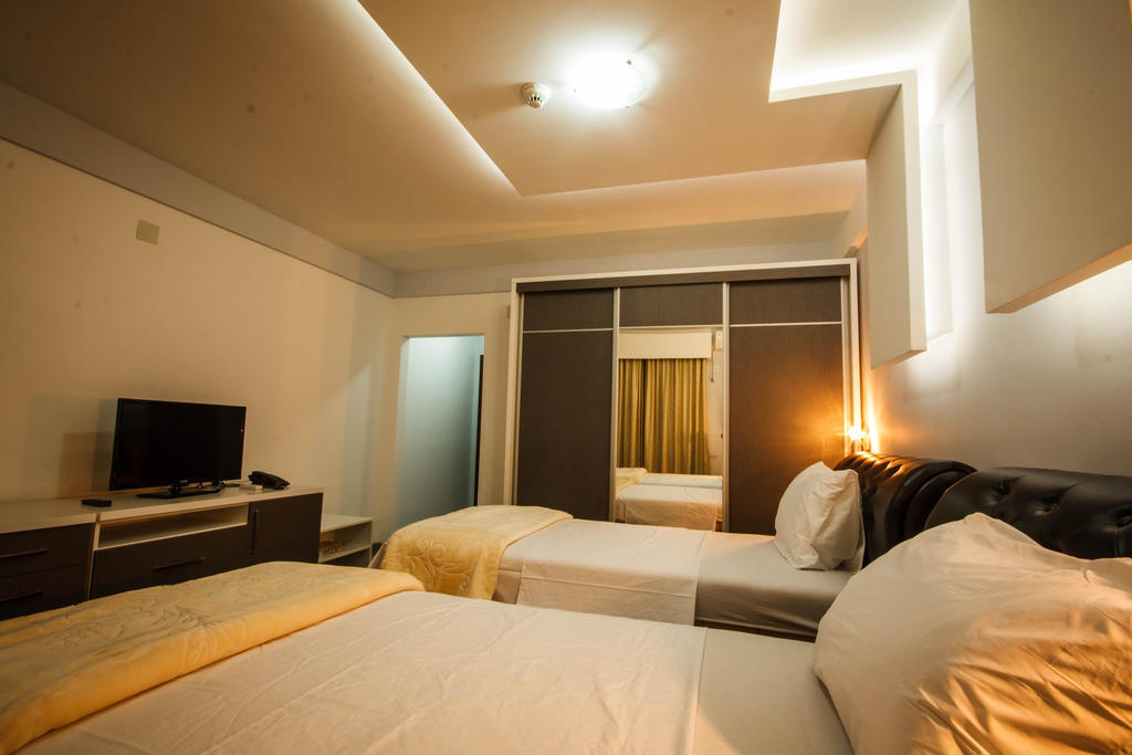 Hotel Oasis Подгорица Номер фото